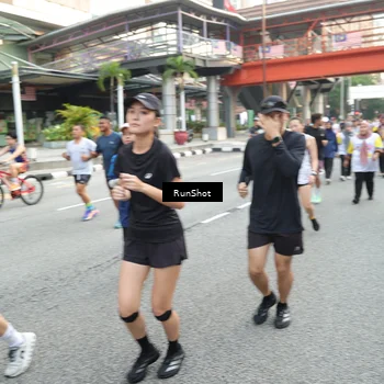 Runner Photo 4615268