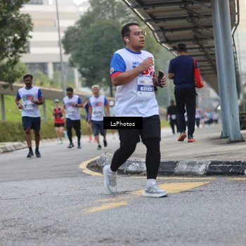 Runner Photo 4615383