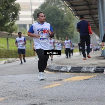 Runner Photo 4615406