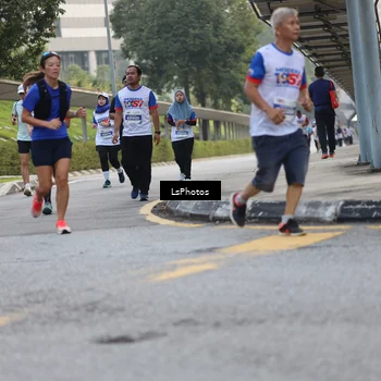 Runner Photo 4615477