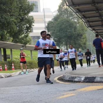 Runner Photo 4615554