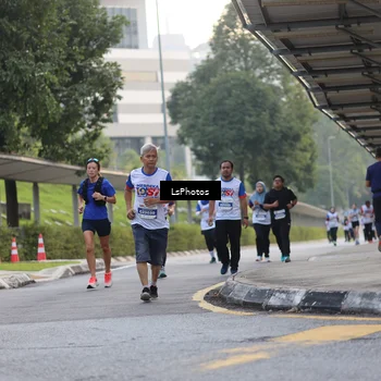 Runner Photo 4615584