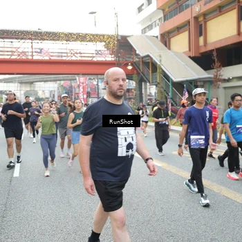 Runner Photo 4615630