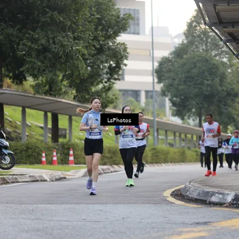 Runner Photo 4615645