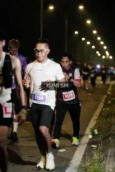 Runner Photo 4615663