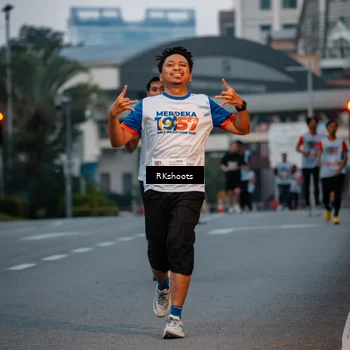 Runner Photo 4615684