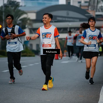 Runner Photo 4615693