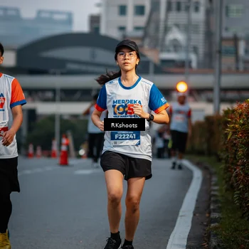 Runner Photo 4615709