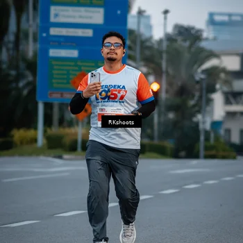 Runner Photo 4615720