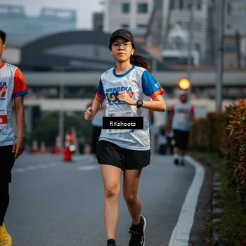 Runner Photo 4615724