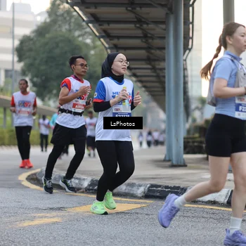 Runner Photo 4615728