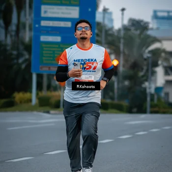 Runner Photo 4615737