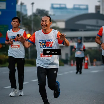 Runner Photo 4615756