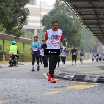 Runner Photo 4615809