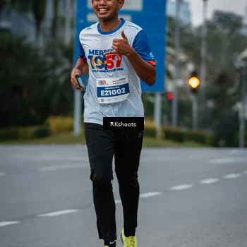 Runner Photo 4615856