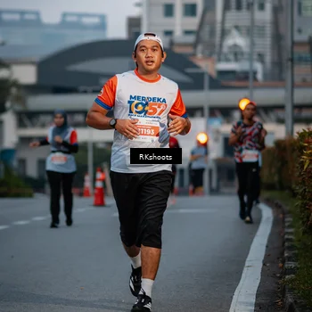 Runner Photo 4615905