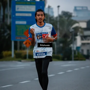 Runner Photo 4615936