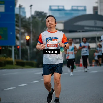 Runner Photo 4616015