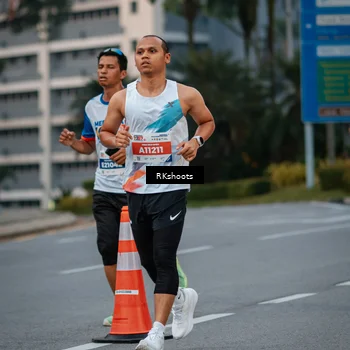 Runner Photo 4616017
