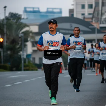 Runner Photo 4616135