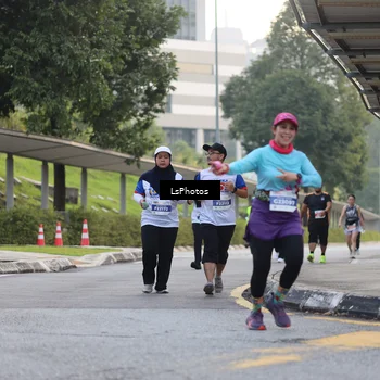 Runner Photo 4616143