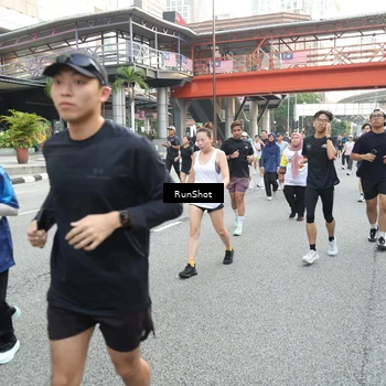 Runner Photo 4616165