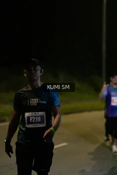 Runner Photo 4616173