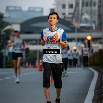 Runner Photo 4616194