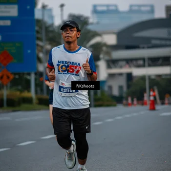 Runner Photo 4616268