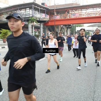 Runner Photo 4616296