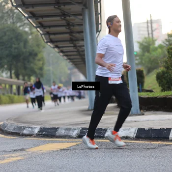 Runner Photo 4616312