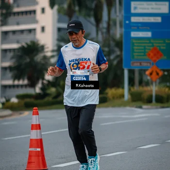 Runner Photo 4616314
