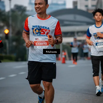 Runner Photo 4616349