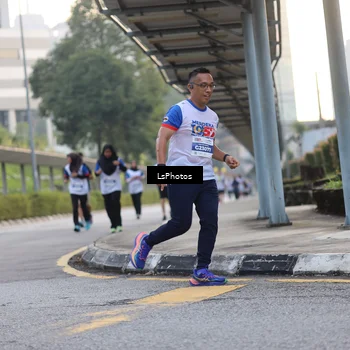 Runner Photo 4616408