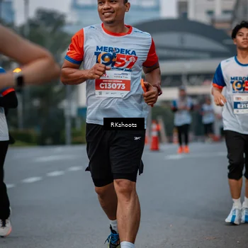 Runner Photo 4616435