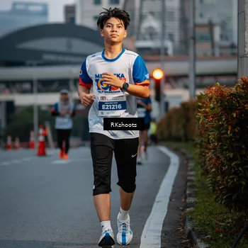 Runner Photo 4616442