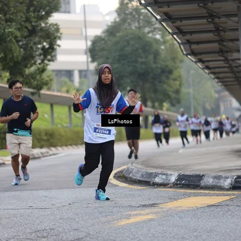 Runner Photo 4616459