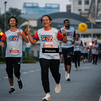 Runner Photo 4616477