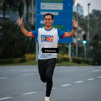 Runner Photo 4616675