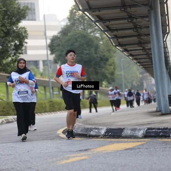 Runner Photo 4616685