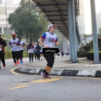 Runner Photo 4616733