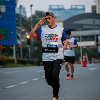 Runner Photo 4616857