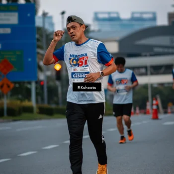 Runner Photo 4616867