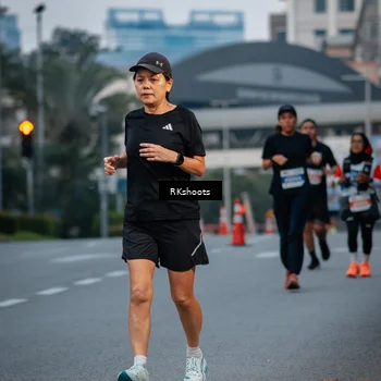 Runner Photo 4616897