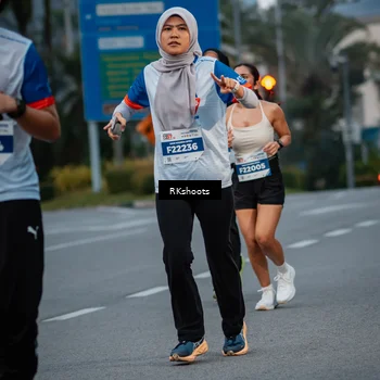 Runner Photo 4617006