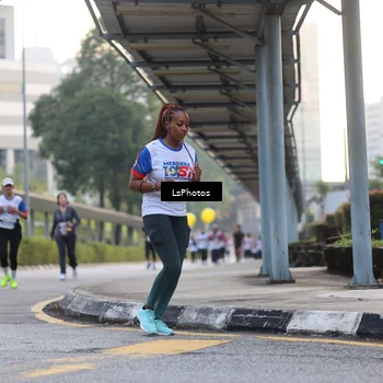 Runner Photo 4617113