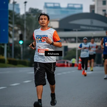 Runner Photo 4617155