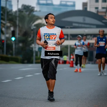 Runner Photo 4617160