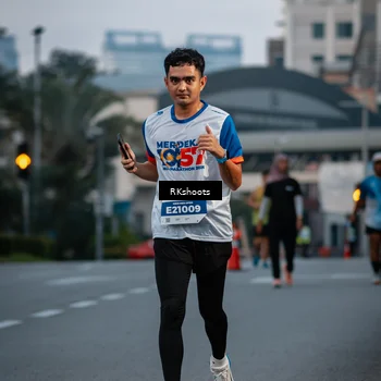 Runner Photo 4617285
