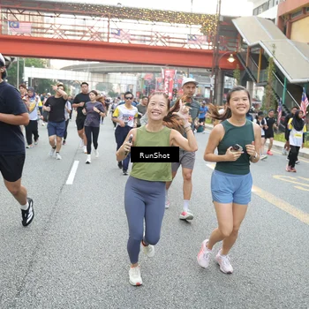 Runner Photo 4617402